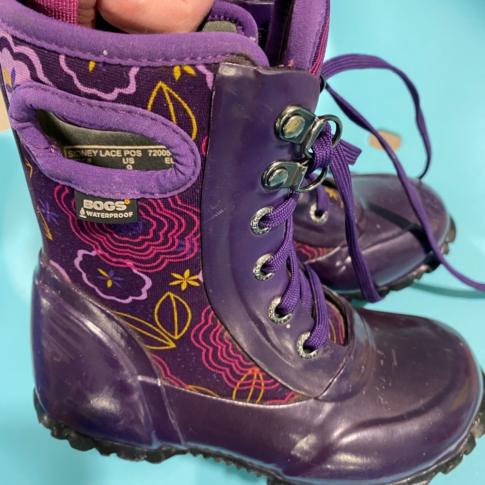 Toddler Size 9  Bog Winter Boots